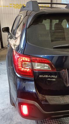 Subaru Outback - montaż światła przeciwmgielnego tylnego
