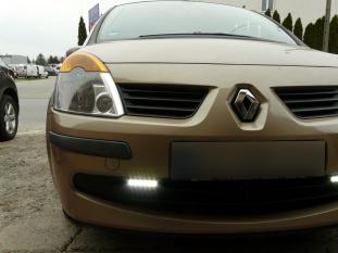 Renault Modus  montaż świateł do jazdy dziennej.