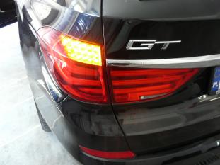 BMW 535 GT F07 modyfikacja przeróbka konwersja oświetlenia USA na EU