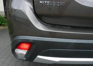 Mitsubishi Outlander III (2015)  lampa przeciwmgielna tył 