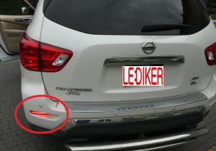 Nissan Pathfinder  kierunkowskazy tył, światło przeciwmgłowe  USA>EU